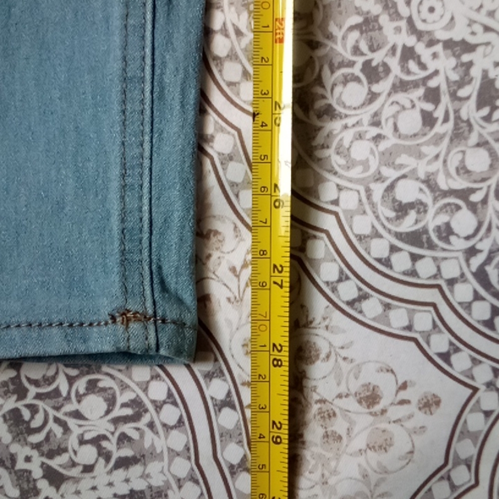 High rise jeans - Picture 7 of 8